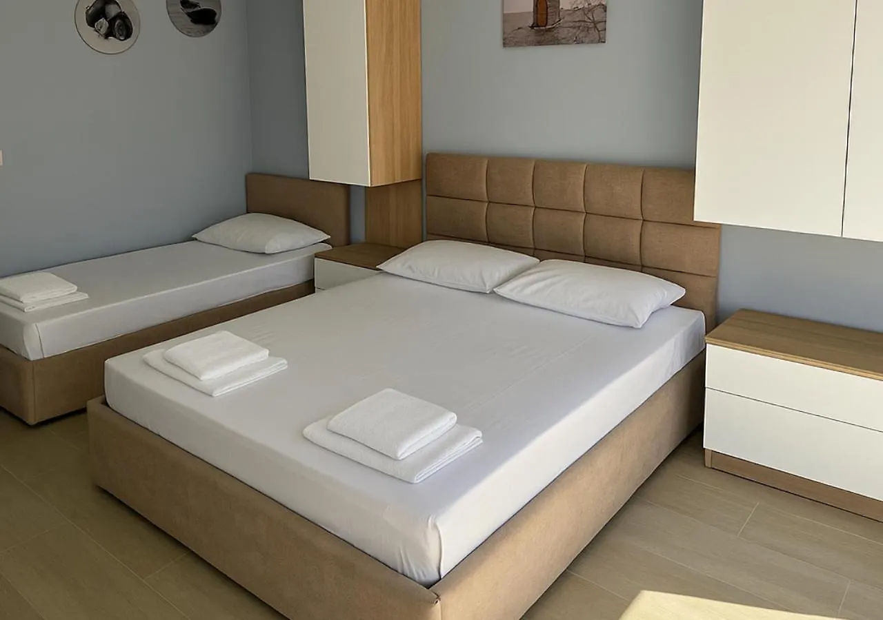 Shëngjin Ammen Apartment 0*,  אלבניה